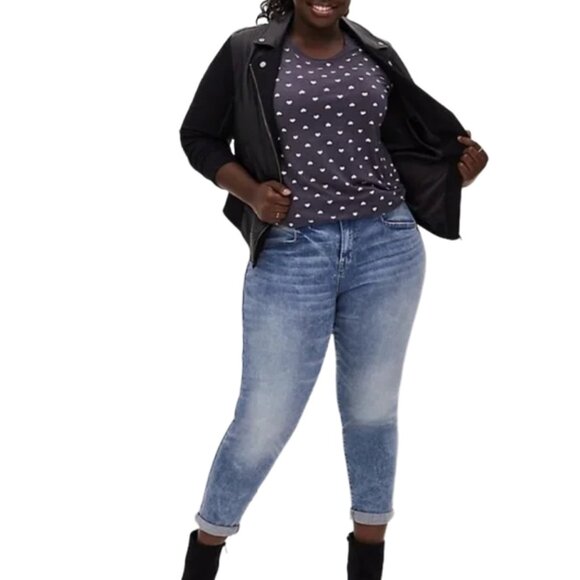 Torrid Gray Heart Slim Fit Super Soft Knit Tee Shirt - Picture 2 of 15